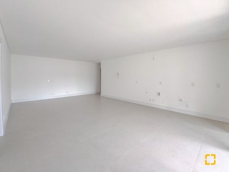 Foto 9 do(a) Apartamento de 3 quartos à venda em João Paulo, Florianópolis