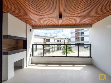 Foto 1 do(a) Apartamento de 3 quartos à venda em João Paulo, Florianópolis