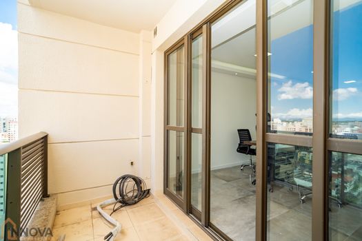 Foto 12 do(a) Imóvel Comercial false à venda em Centro, Curitiba