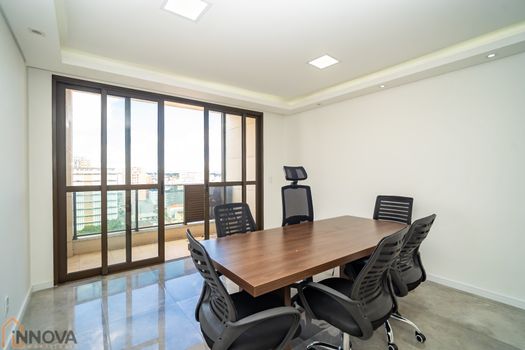 Foto 5 do(a) Imóvel Comercial false à venda em Centro, Curitiba