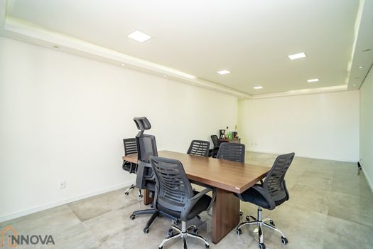 Foto 8 do(a) Imóvel Comercial false à venda em Centro, Curitiba