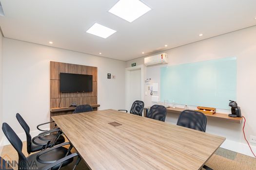 Foto 48 do(a) Imóvel Comercial false à venda em Centro, Curitiba