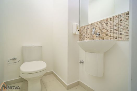 Foto 18 do(a) Imóvel Comercial false à venda em Centro, Curitiba