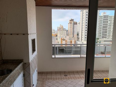 Foto 43 do(a) Apartamento de 3 quartos à venda em Kobrasol, São José