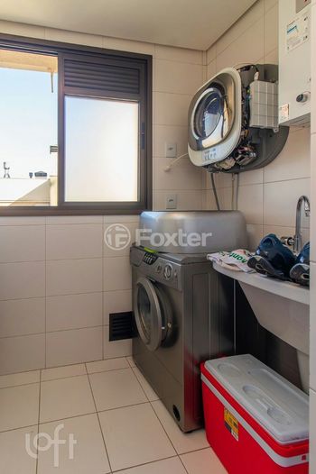 Foto 15 do(a) Apartamento de 2 quartos à venda em Jardim Botânico, Porto Alegre