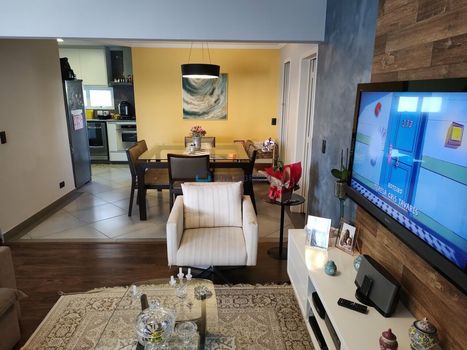 Foto 1 do(a) Apartamento de 3 quartos à venda em Parque Colonial, São Paulo
