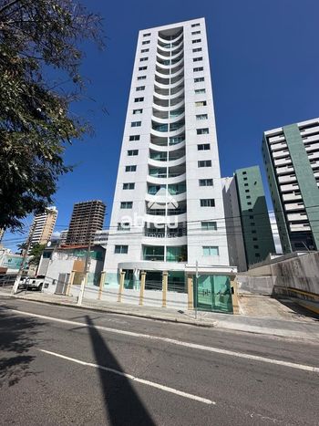 Foto 2 do(a) Apartamento de 2 quartos à venda em Petrópolis, Natal