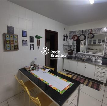 Foto 5 do(a) Casa de 5 quartos à venda em Samambaia Sul (Samambaia), Brasília