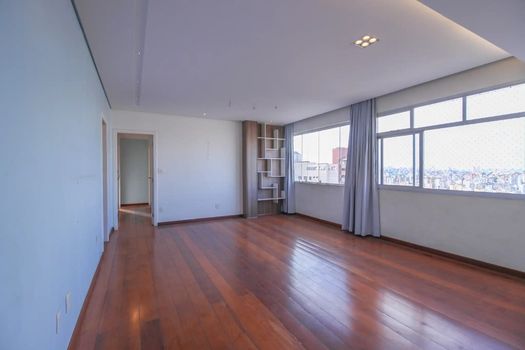 Foto 1 do(a) Apartamento de 3 quartos à venda em Floresta, Belo Horizonte