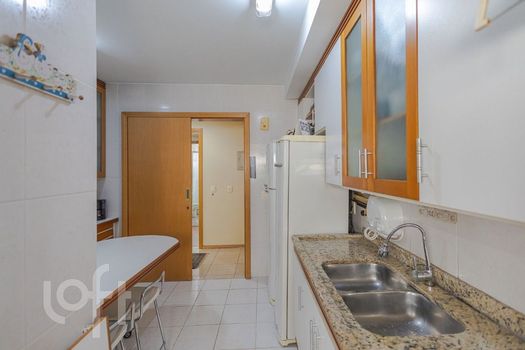 Foto 13 do(a) Apartamento de 4 quartos à venda em Bela Vista, Porto Alegre