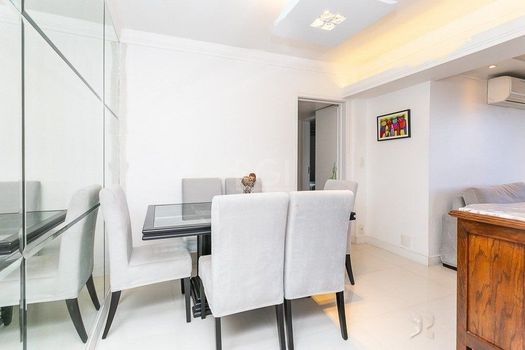 Foto 5 do(a) Apartamento de 3 quartos à venda em Petrópolis, Porto Alegre