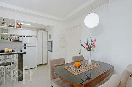 Foto 4 do(a) Apartamento de 2 quartos à venda em Santana, Porto Alegre