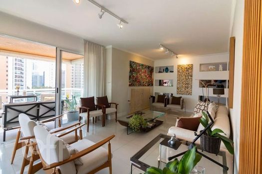 Foto 3 do(a) Apartamento de 3 quartos à venda em Cidade Monções, São Paulo