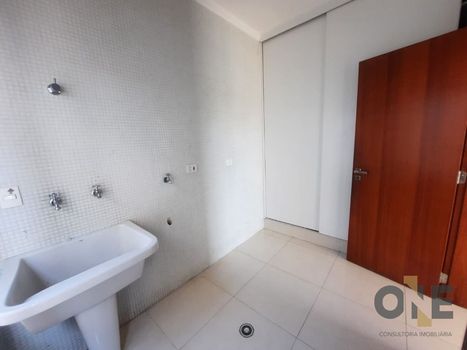 Foto 12 do(a) Casa em Condomínio de 3 quartos para alugar em Pousada dos Bandeirantes, Carapicuíba