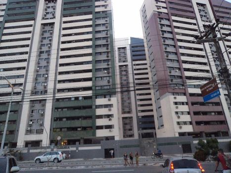 Foto 1 do(a) Apartamento de 3 quartos à venda em Salinas, Fortaleza