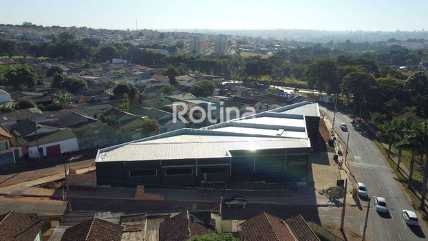 Foto 10 do(a) Loja false à venda em Luizote de Freitas, Uberlândia