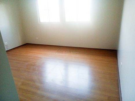 Foto 6 do(a) Apartamento de 2 quartos à venda em Antares, Londrina