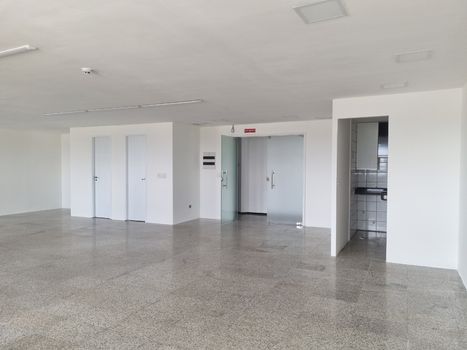 Foto 8 do(a) Sala / Conjunto Comercial false para alugar em Engenheiro Luciano Cavalcante, Fortaleza