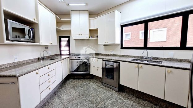 Foto 22 do(a) Apartamento de 4 quartos à venda em Jardim Vitória Régia, São Paulo