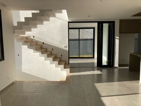 Foto 10 do(a) Casa de 4 quartos à venda em Jardim São Pedro, Mogi das Cruzes