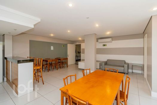 Foto 36 do(a) Apartamento de 2 quartos à venda em Petrópolis, Porto Alegre