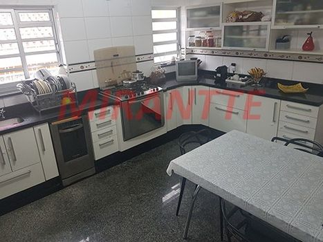 Foto 6 do(a) Casa de 4 quartos à venda em Vila Guaca, São Paulo