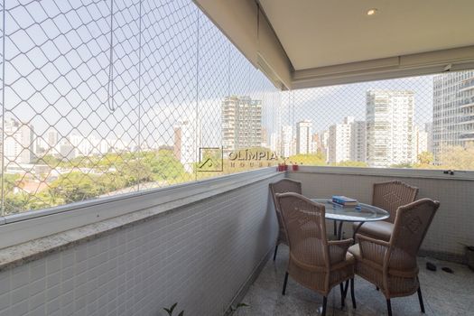 Foto 7 do(a) Apartamento de 3 quartos à venda em Indianópolis, São Paulo