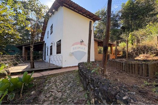 Foto 4 do(a) Casa de 3 quartos para alugar em Pasárgada, Nova Lima