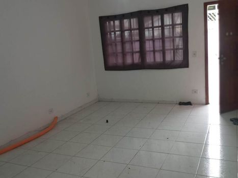 Foto 1 do(a) Casa de 2 quartos à venda em Jardim Rosa Maria, São Paulo