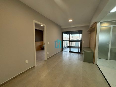 Foto 2 do(a) Apartamento de 1 quartos para alugar em Jardim das Acácias, São Paulo