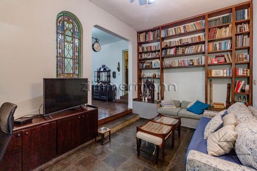 Foto 6 do(a) Casa de 3 quartos à venda em Vila Madalena, São Paulo