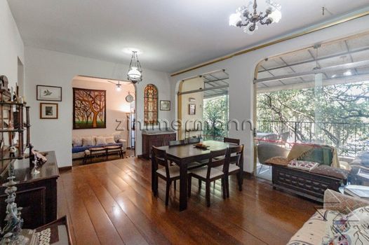 Foto 3 do(a) Casa de 3 quartos à venda em Vila Madalena, São Paulo
