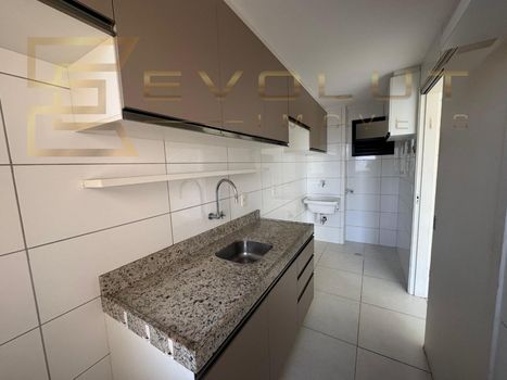 Foto 3 do(a) Apartamento de 3 quartos à venda em Engenheiro Luciano Cavalcante, Fortaleza