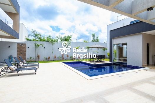 Foto 1 do(a) Casa de 5 quartos à venda em Setor Habitacional Jardim Botânico, Brasília