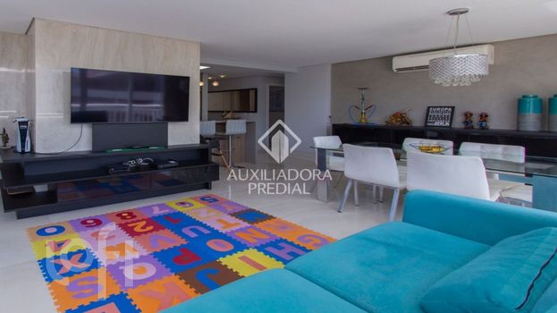 Foto 5 do(a) Apartamento de 2 quartos à venda em Rio Branco, Porto Alegre