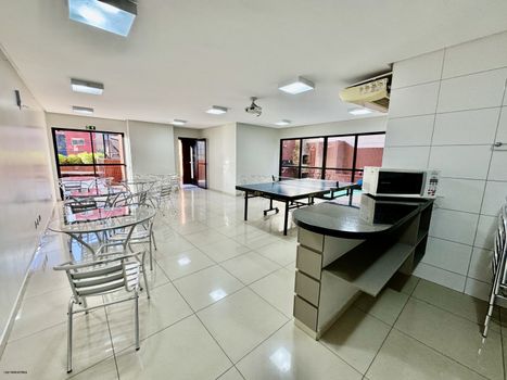 Foto 8 do(a) Apartamento de 3 quartos à venda em Ponta Verde, Maceió