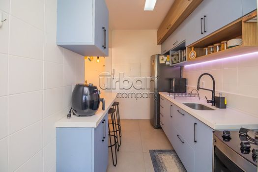 Foto 9 do(a) Apartamento de 2 quartos à venda em Passo da Areia, Porto Alegre