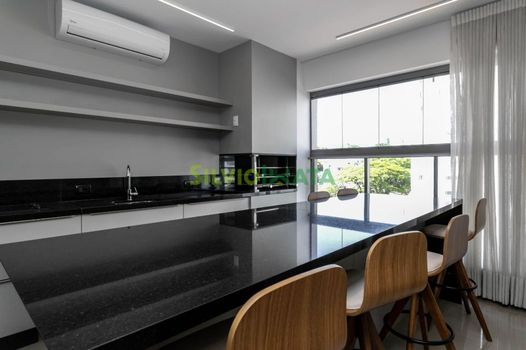 Foto 6 do(a) Apartamento de 3 quartos à venda em Zona 02, Maringá