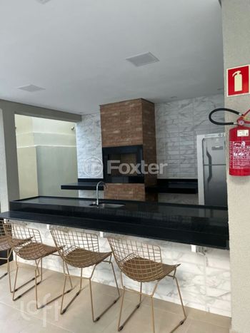 Foto 3 do(a) Apartamento de 2 quartos à venda em Camaquã, Porto Alegre