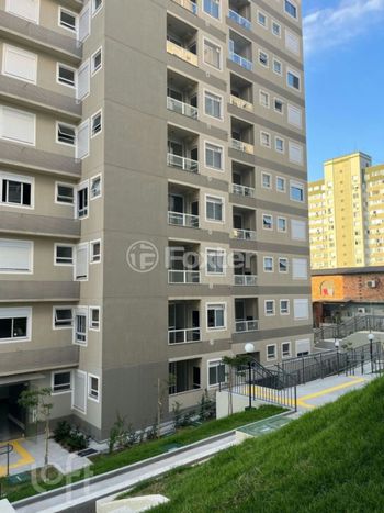 Foto 11 do(a) Apartamento de 2 quartos à venda em Camaquã, Porto Alegre