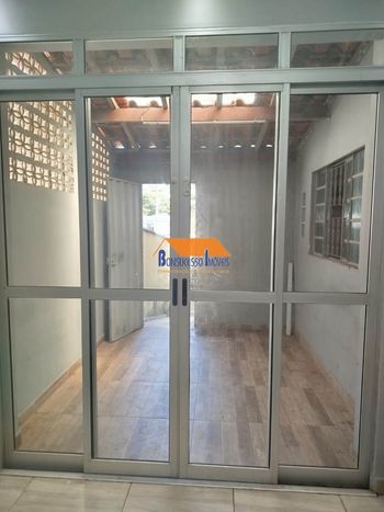 Foto 4 do(a) Casa de 2 quartos à venda em Florença, Ribeirão das Neves