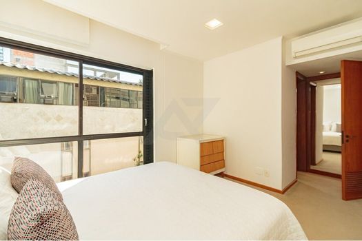 Foto 37 do(a) Apartamento de 4 quartos à venda em Floresta, Porto Alegre