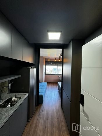 Foto 2 do(a) Apartamento de 1 quartos para alugar em Mont Serrat, Porto Alegre
