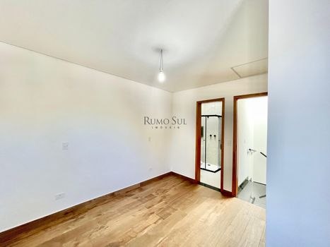 Foto 35 do(a) Casa de 2 quartos à venda em Jardim Sabará, São Paulo