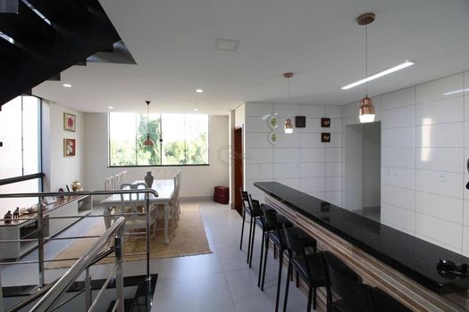 Foto 9 do(a) Casa em Condomínio de 3 quartos à venda em Operária, Londrina