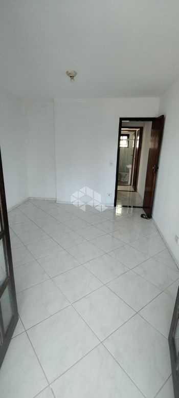Foto 20 do(a) Casa de 3 quartos à venda em Vila Carmosina, São Paulo