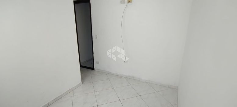Foto 30 do(a) Casa de 3 quartos à venda em Vila Carmosina, São Paulo