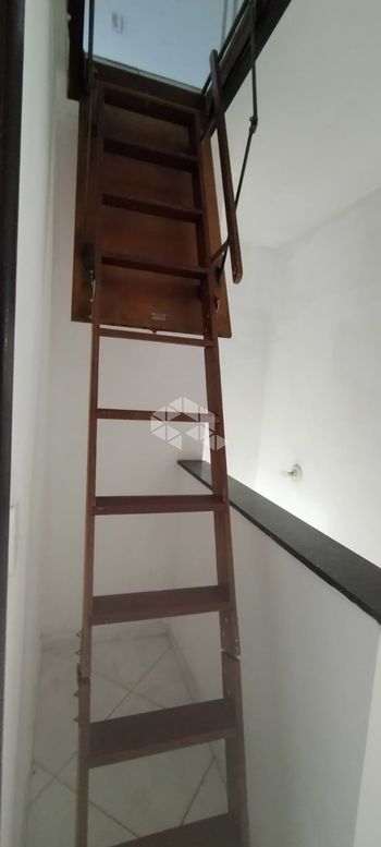 Foto 16 do(a) Casa de 3 quartos à venda em Vila Carmosina, São Paulo