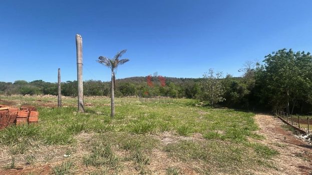 Foto 2 do(a) Terreno false à venda em Jardim Colina Verde, Maringá