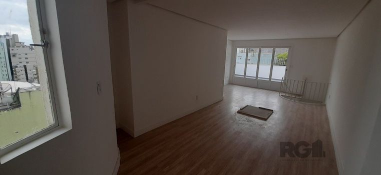 Foto 27 do(a) Cobertura de 3 quartos à venda em Centro Histórico, Porto Alegre